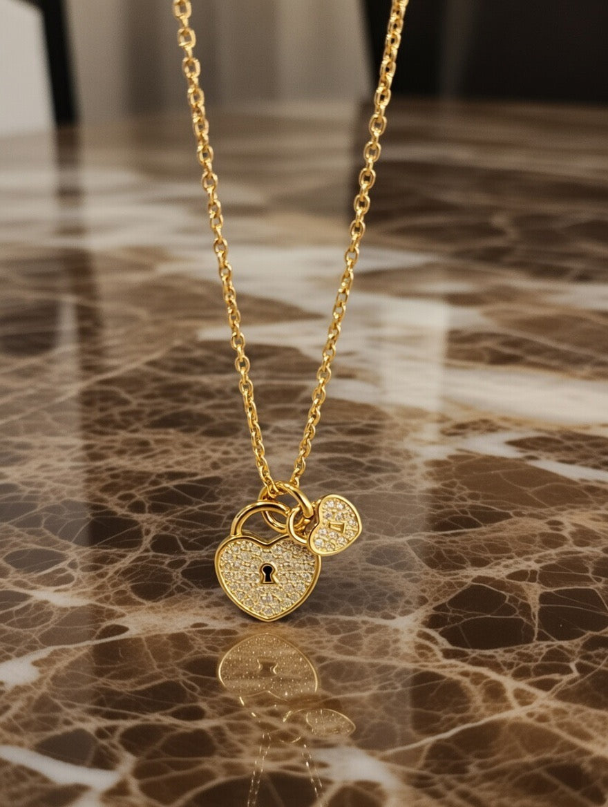 Secret Heart - Collar